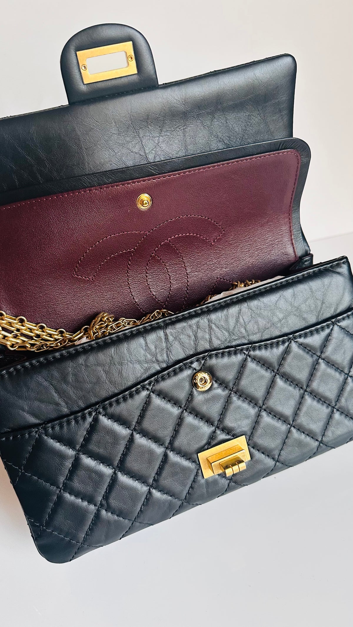 Chanel 2.55 Reissue Double Flap Black Aged Calfskin GHW Size 225