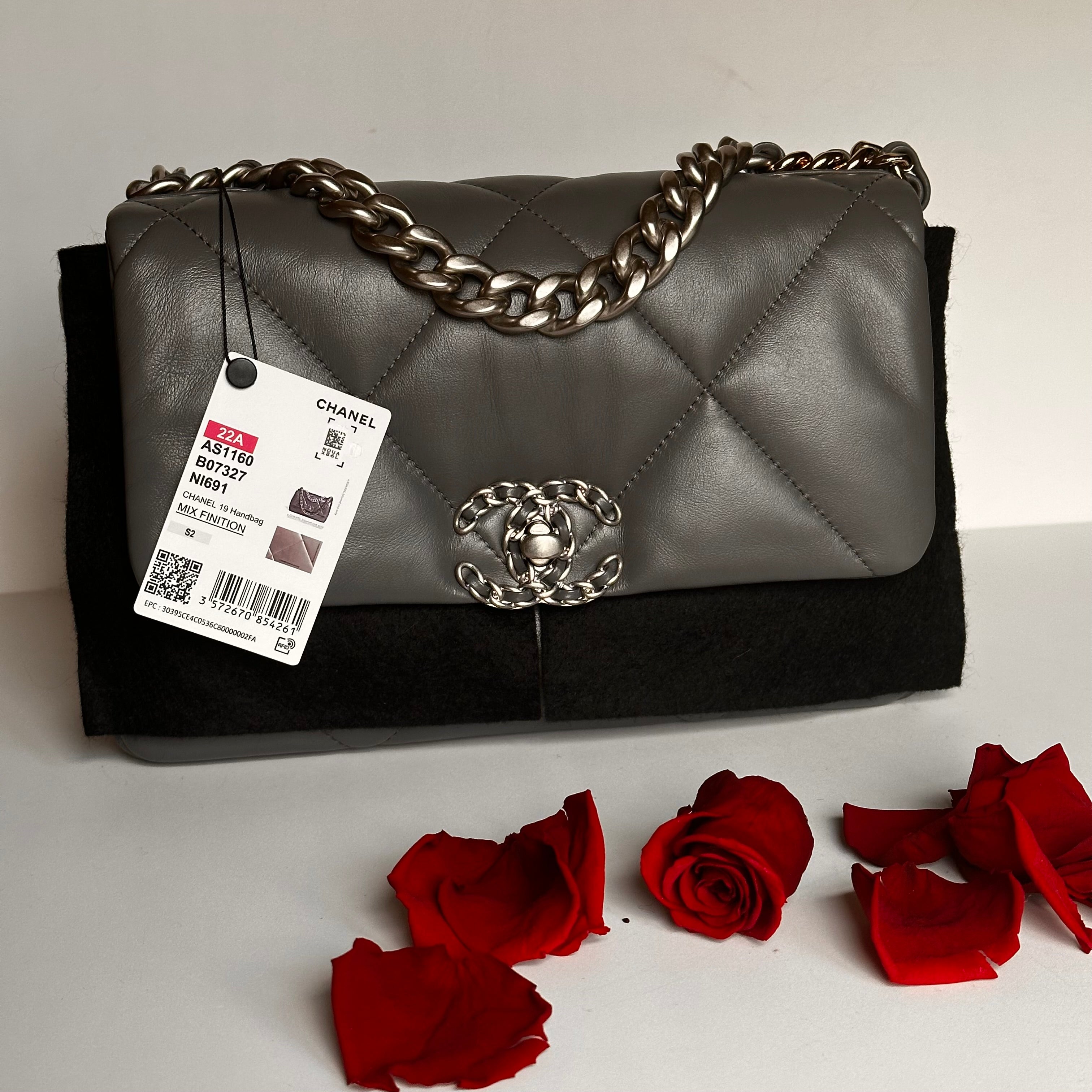 22A Chanel 19 Medium Flap Dark Grey Lambskin & Trio-Mix Hardware Finish