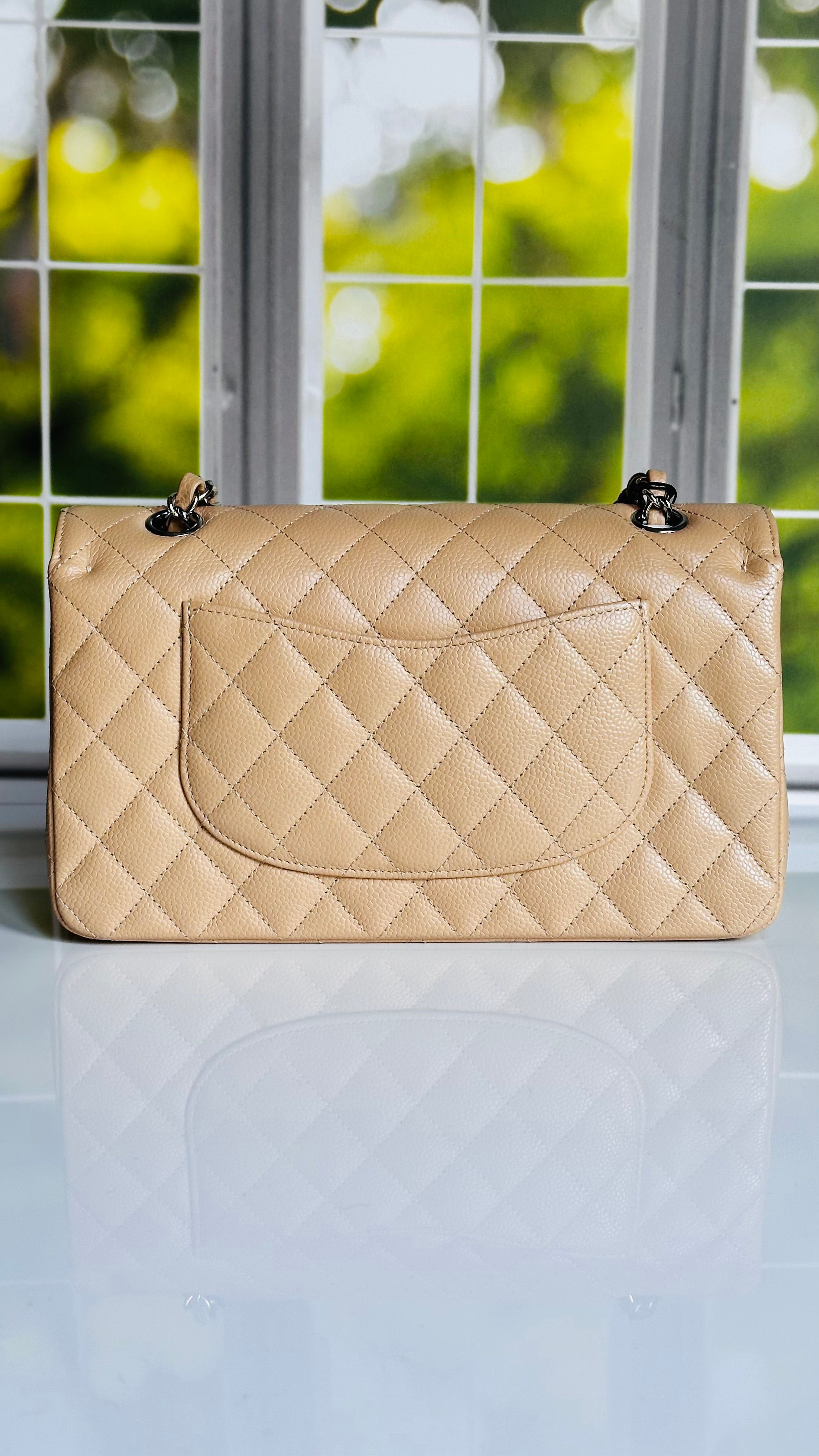 2022 Chanel Medium Classic Flap Beige Clair Caviar SHW