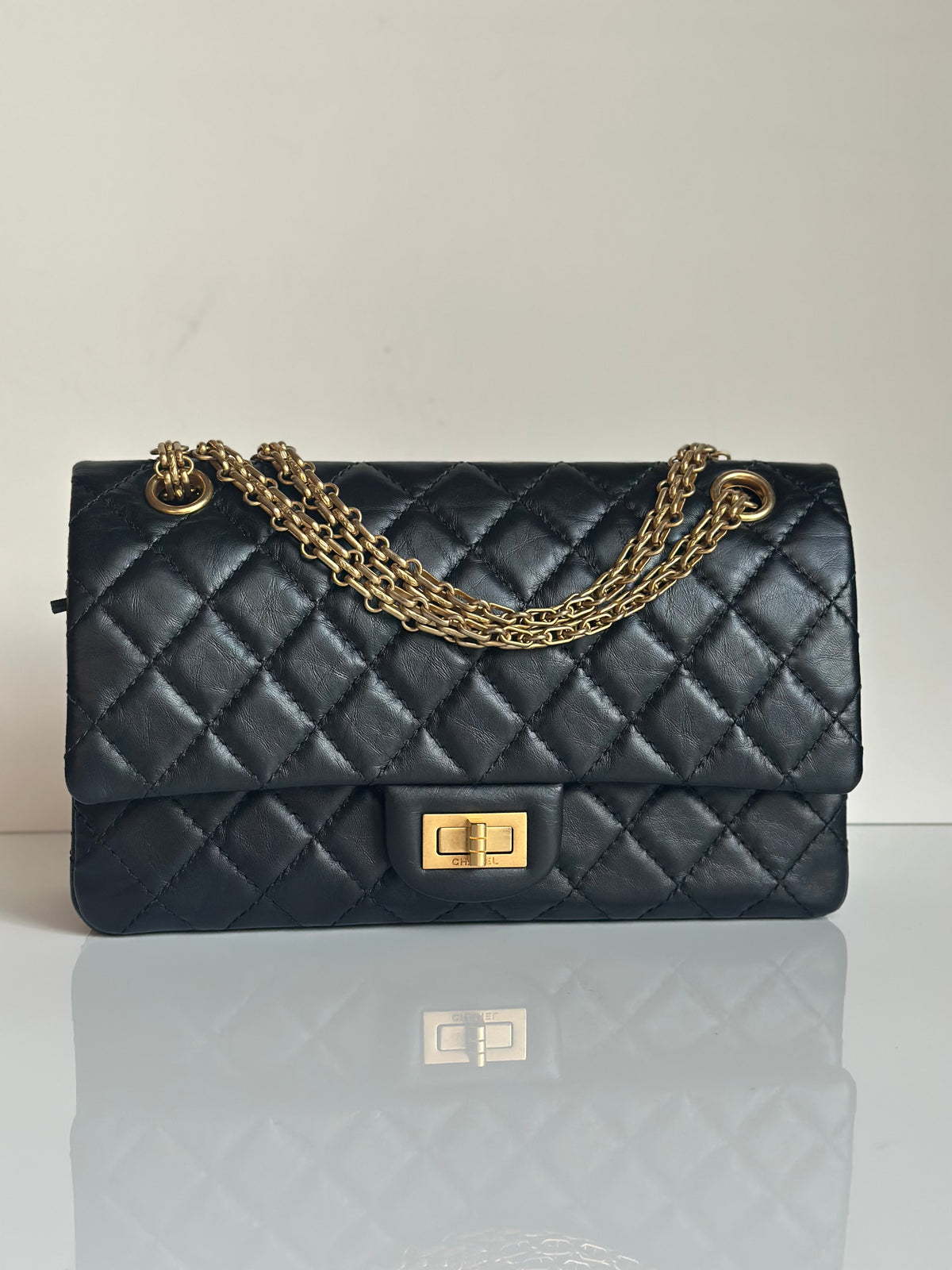 Chanel 2.55 Reissue Double Flap Black Aged Calfskin GHW Size 225