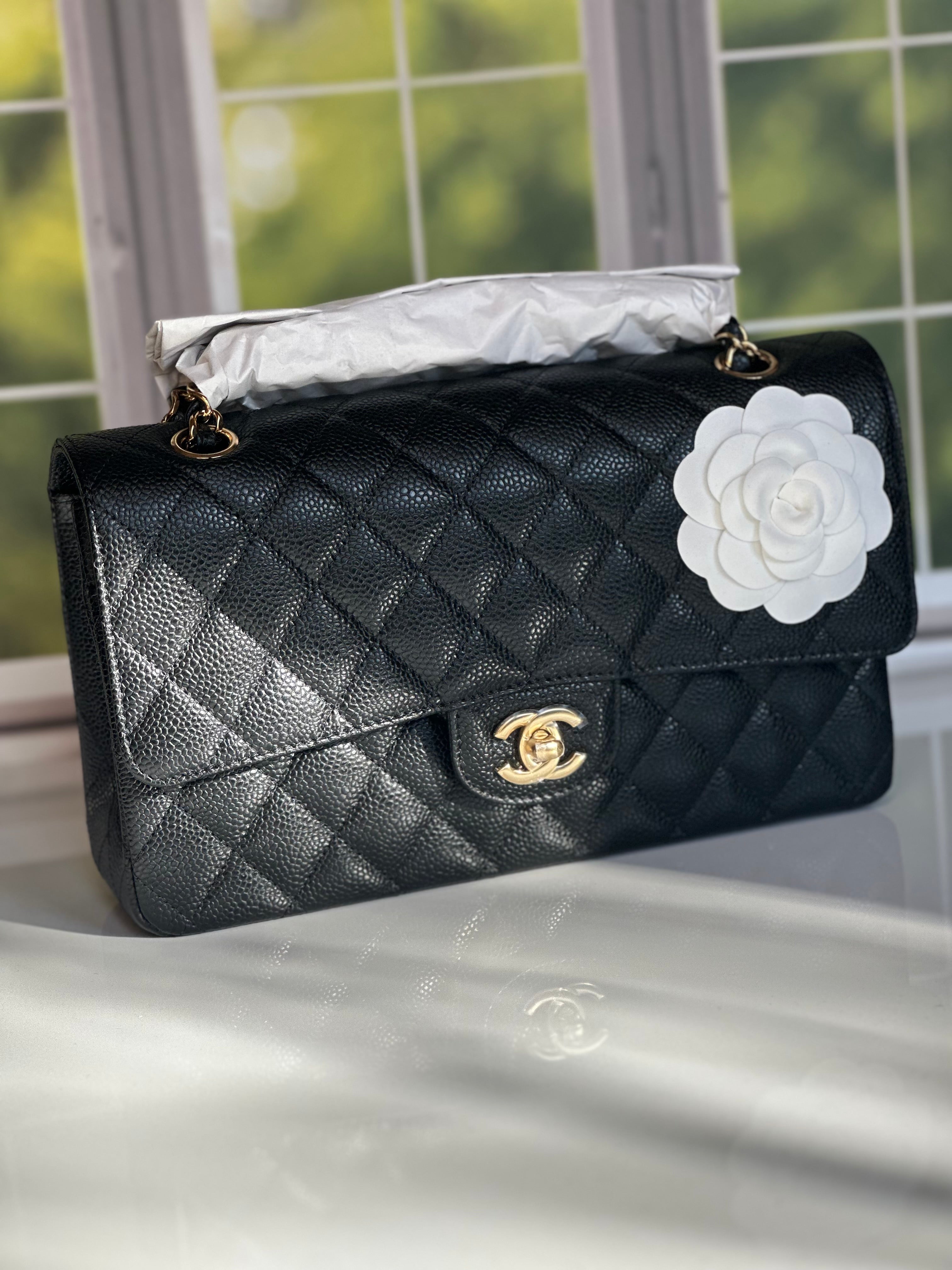 2023 BNIB Chanel Medium Classic Double Flap Black Caviar GHW