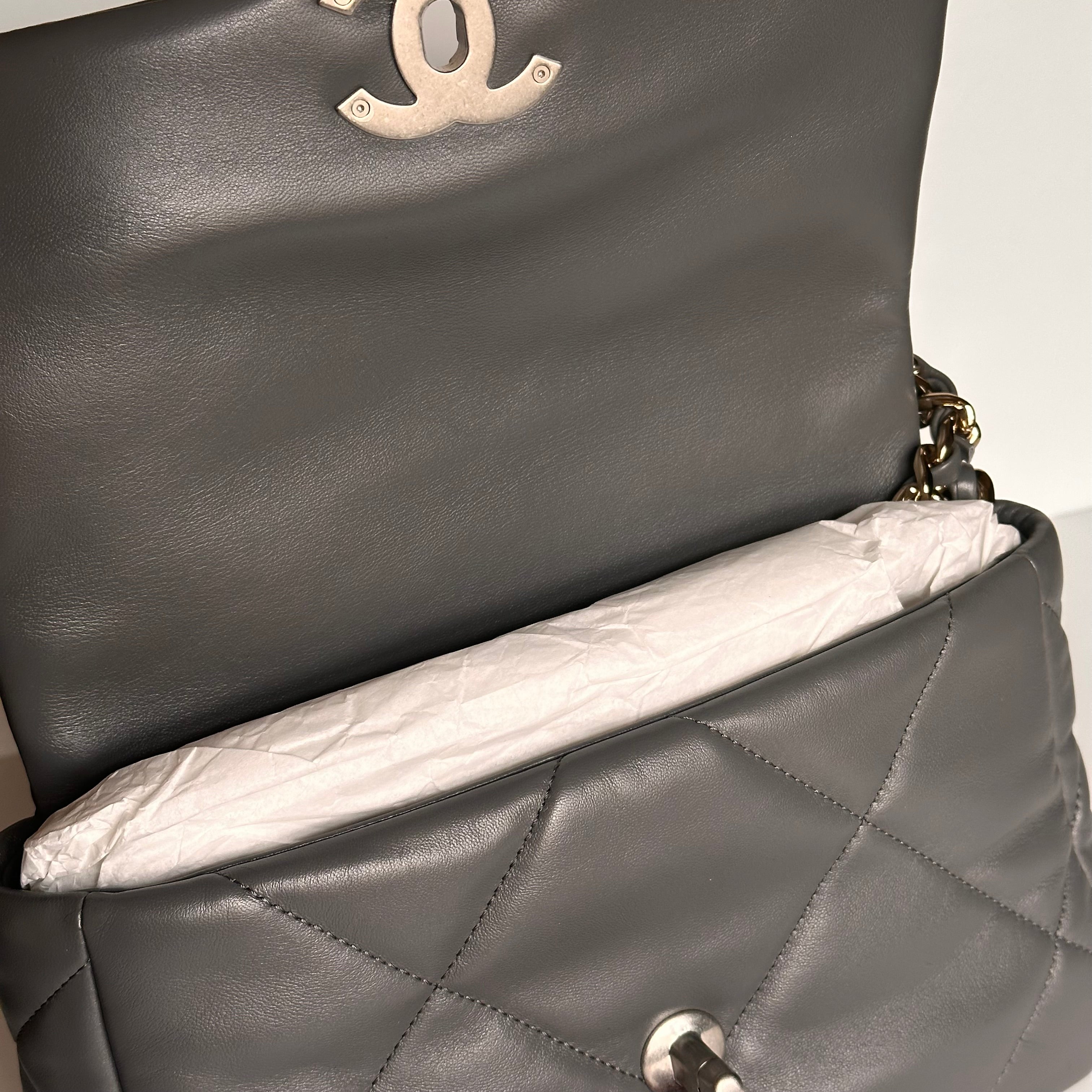22A Chanel 19 Medium Flap Dark Grey Lambskin & Trio-Mix Hardware Finish
