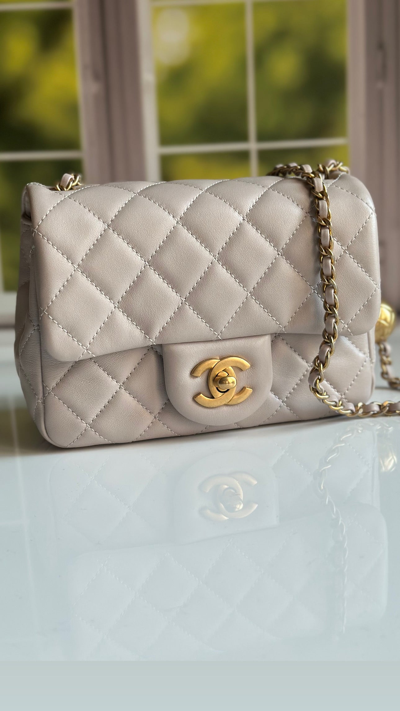 CHANEL 　キルティングミニバッグ 2021 Chanel Mini Pearl Crush Flap Lilac Lambskin & GHW