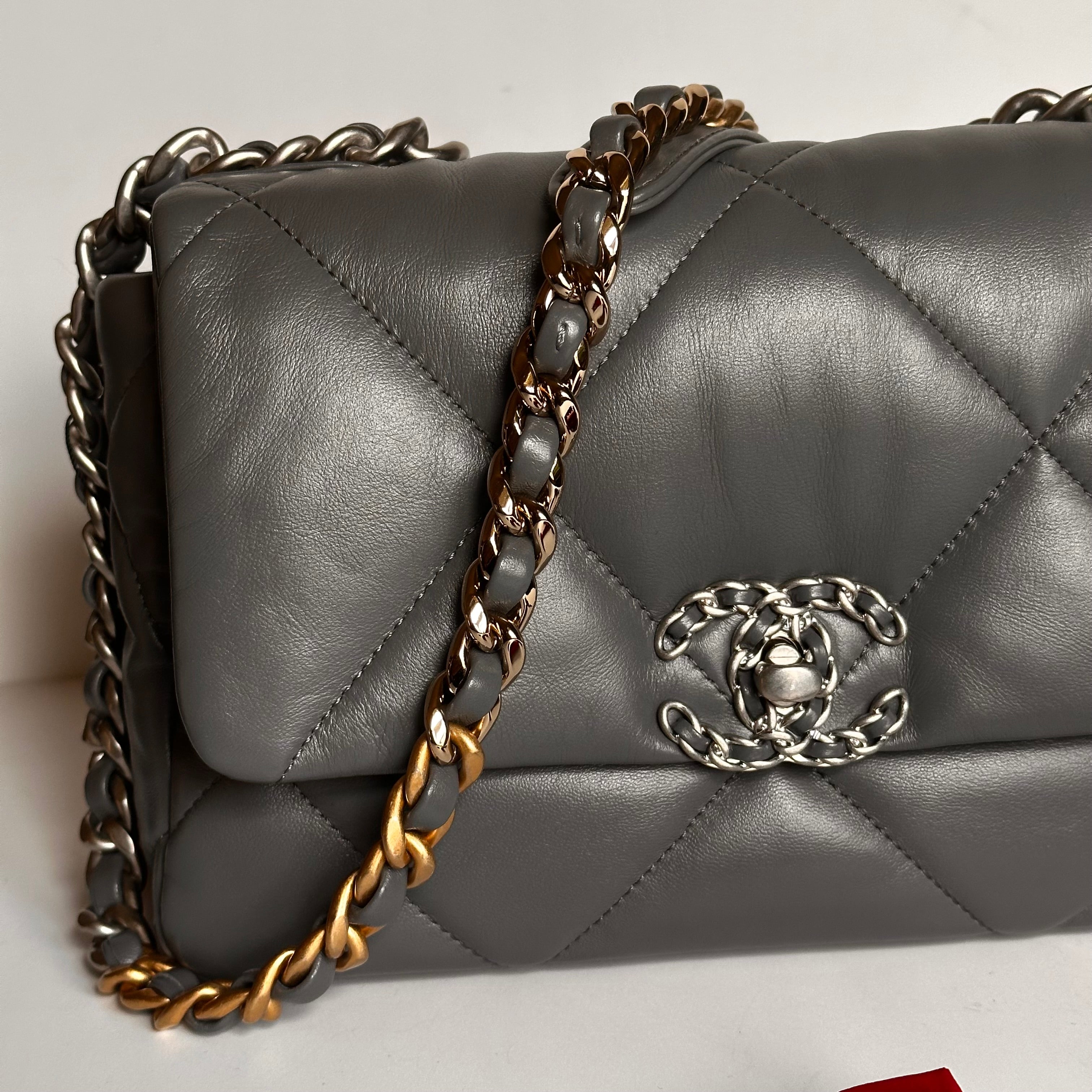 22A Chanel 19 Medium Flap Dark Grey Lambskin & Trio-Mix Hardware Finish
