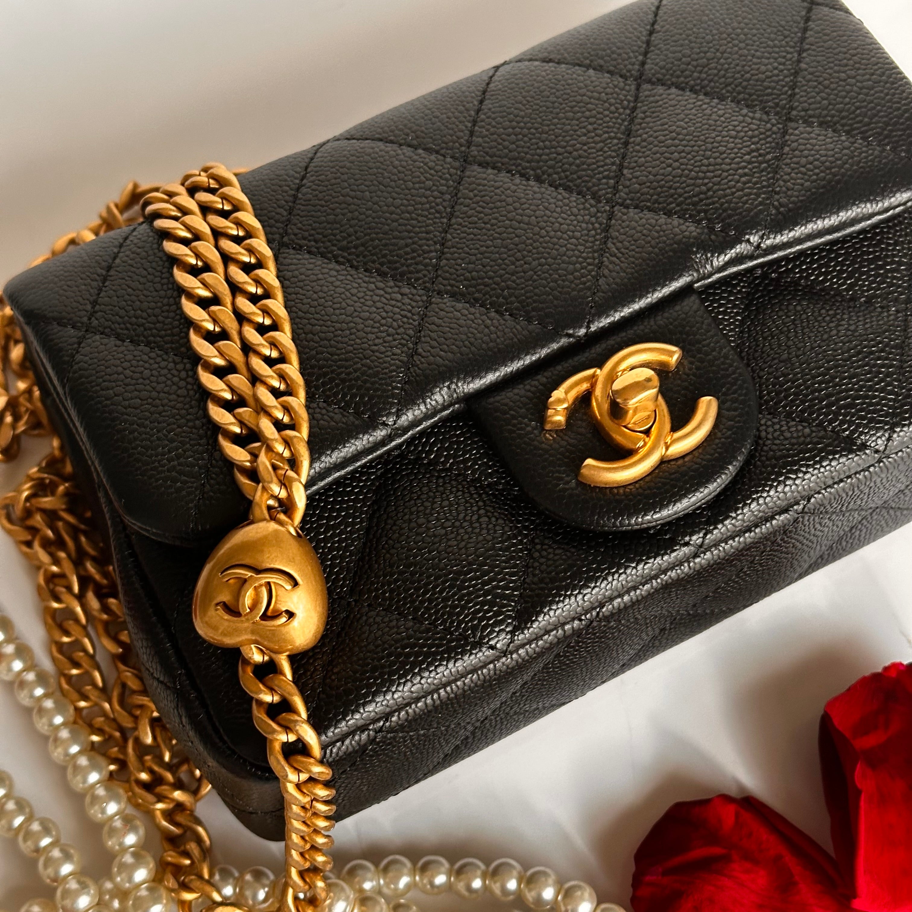 24P Chanel Mini Sweetheart Flap Black Caviar Aged GHW